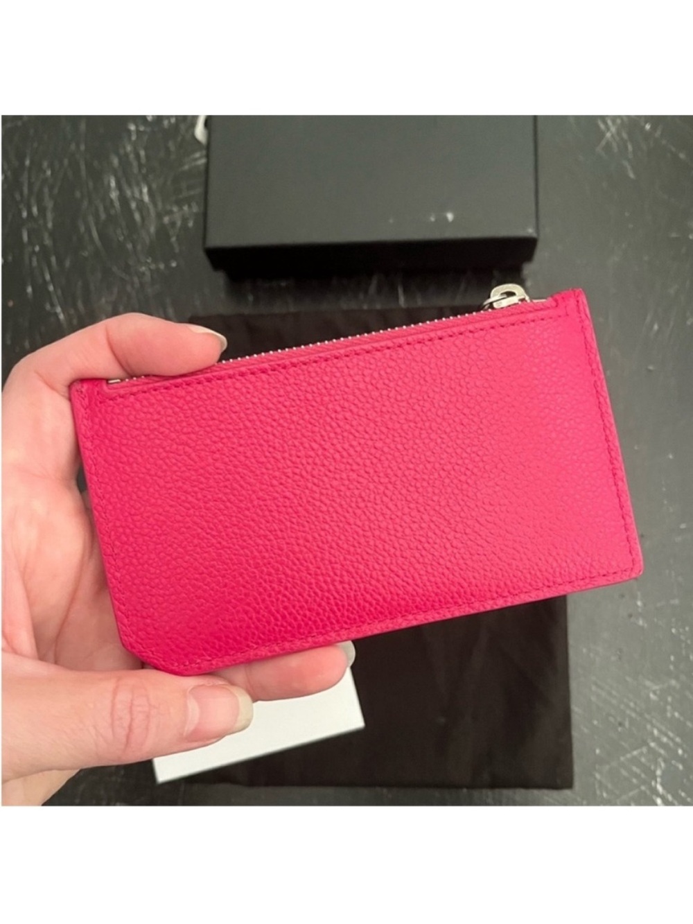 YSL PARIS
FRAGMENTS CARD CASE - Picture 3 of 15
